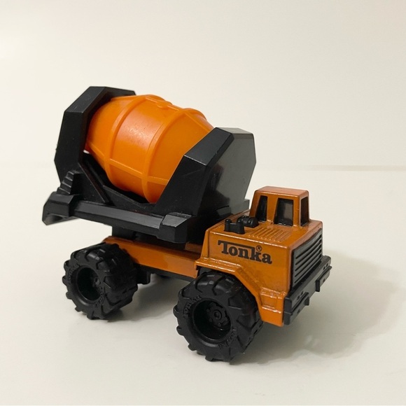 Vintage 1992 Mini Tonka Cement Truck Construction Vehicle Cement Mixer - Picture 14 of 15
